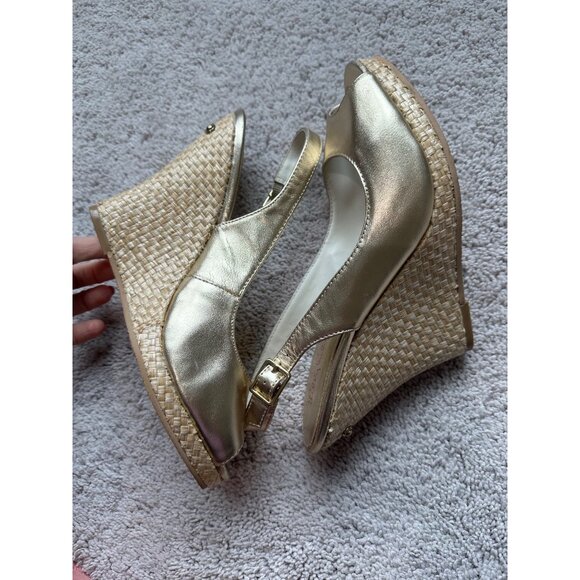 Lilly Pulitzer Size 9 Gold Metallic Kristin Wedge Peeptoe Sandal - Picture 6 of 16